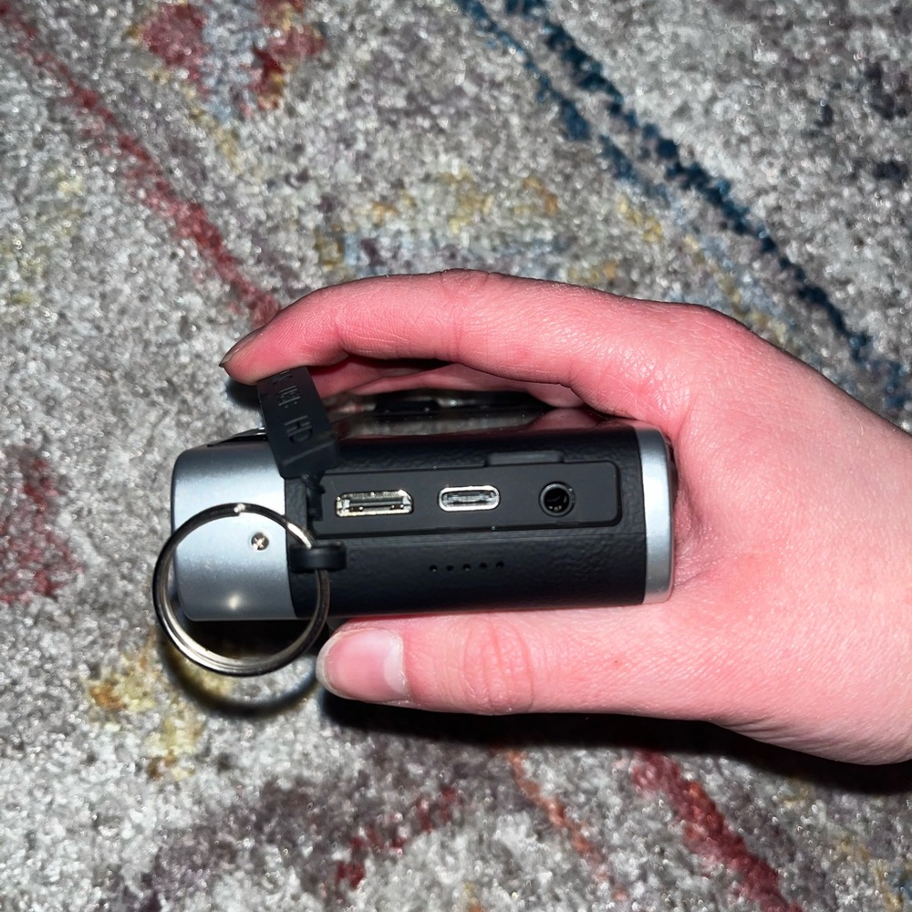 Digital camera - Picture 4 of 6